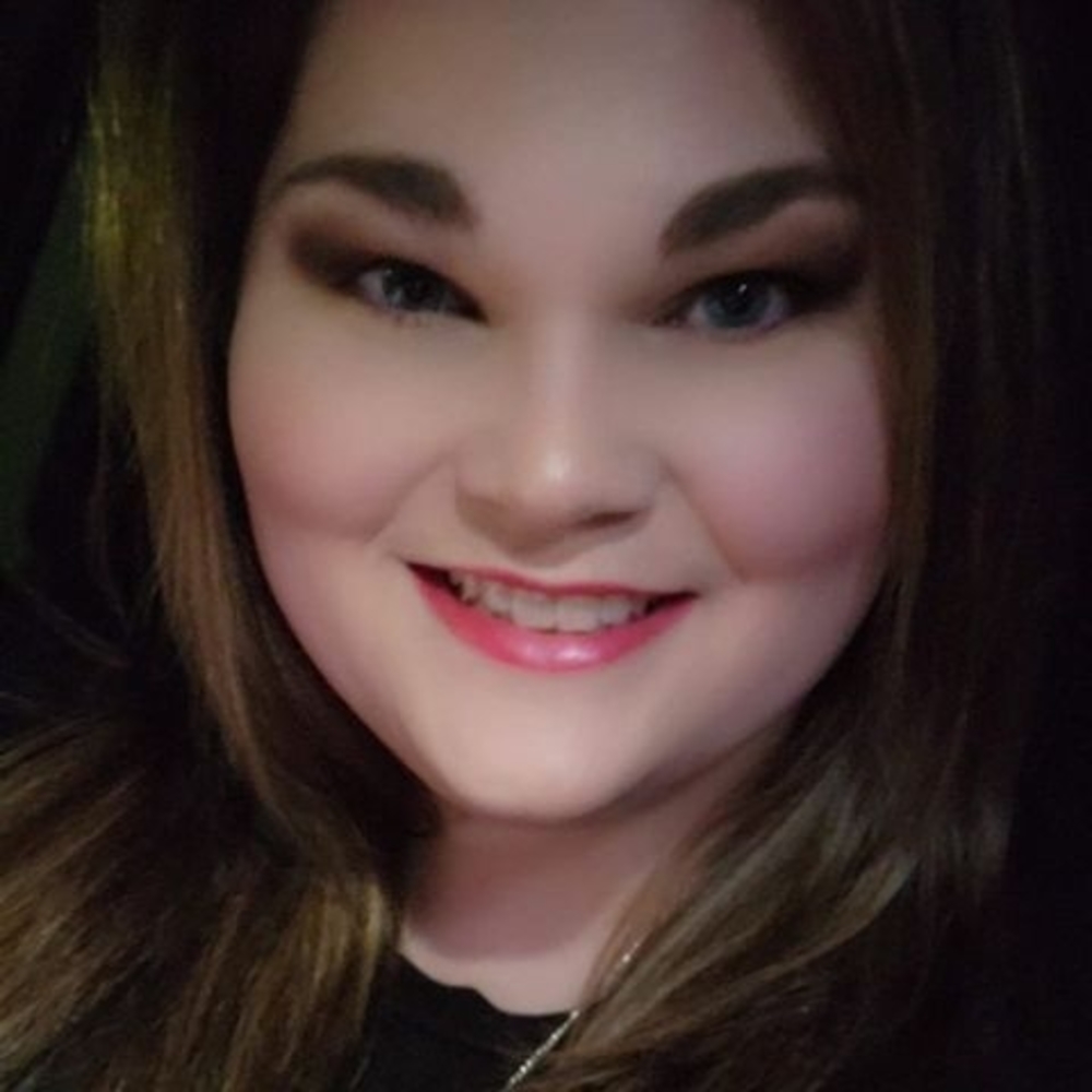 Meet your Posher, Kayla